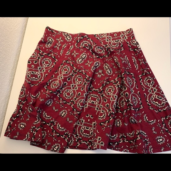Skirt - Picture 2 of 2